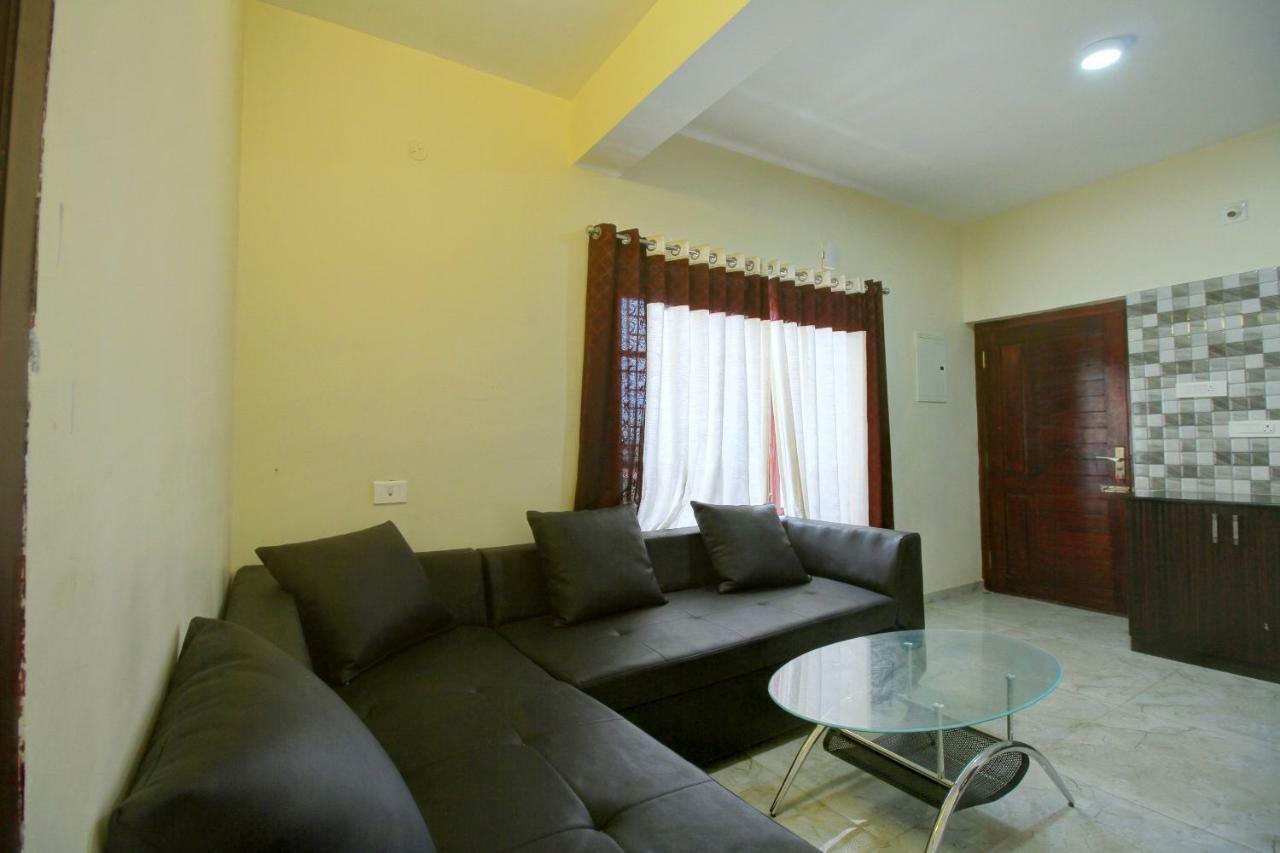 Pine Hill Suites Udagamandalam Exterior foto